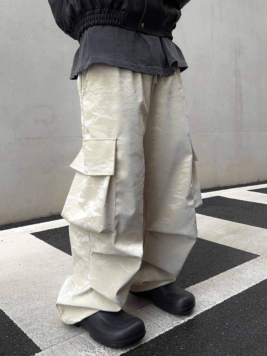 [おすすめ/モデル所蔵] Grunge Leather Cargo Pants (2color)